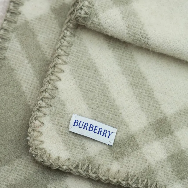 スーパーコピー バーバリー ス マフラー