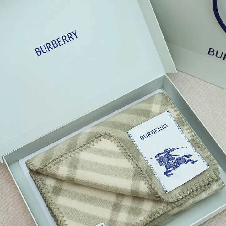 スーパーコピー バーバリー ス マフラー