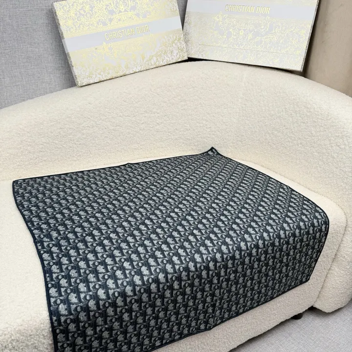 スーパーコピー ディオール マフラー