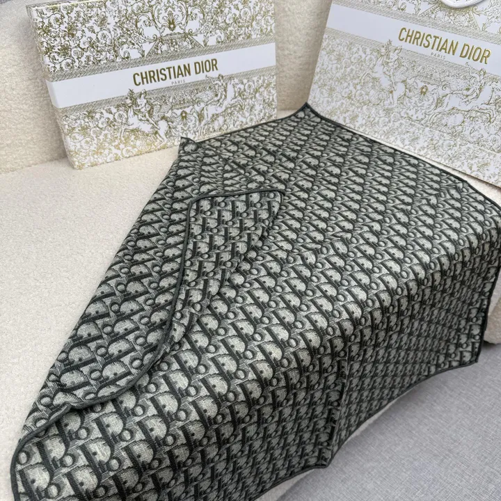 スーパーコピー ディオール マフラー