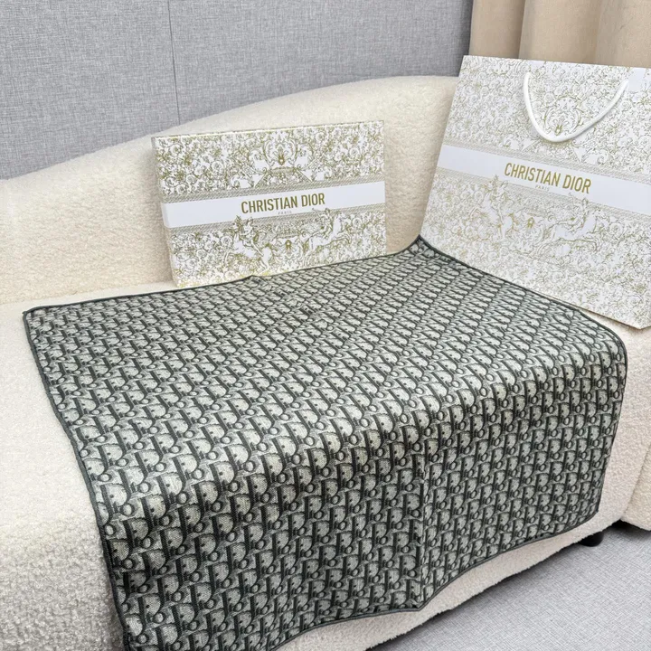 スーパーコピー ディオール マフラー