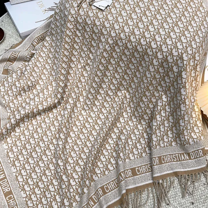 スーパーコピー ディオール マフラー