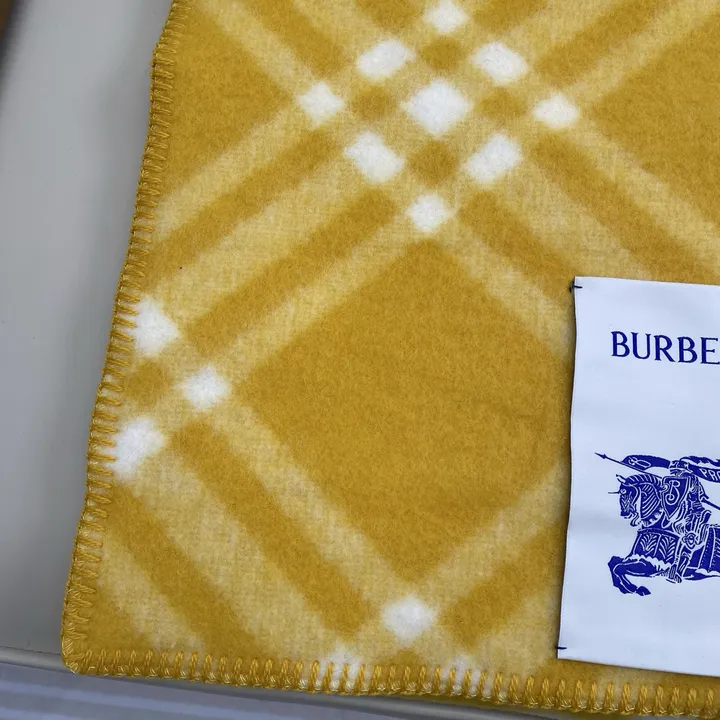 スーパーコピー バーバリー ス マフラー