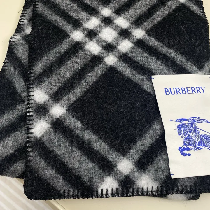 スーパーコピー バーバリー ス マフラー