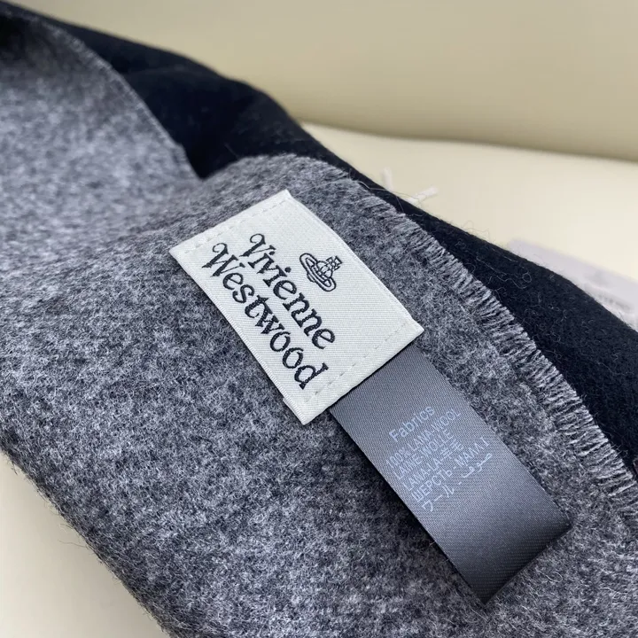 スーパーコピー ミュウミュウ マフラー