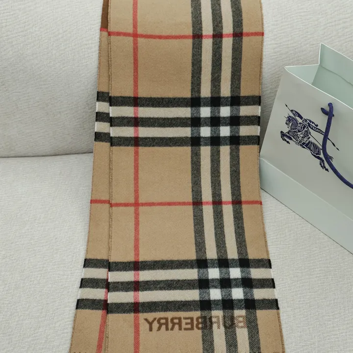 スーパーコピー バーバリー ス マフラー