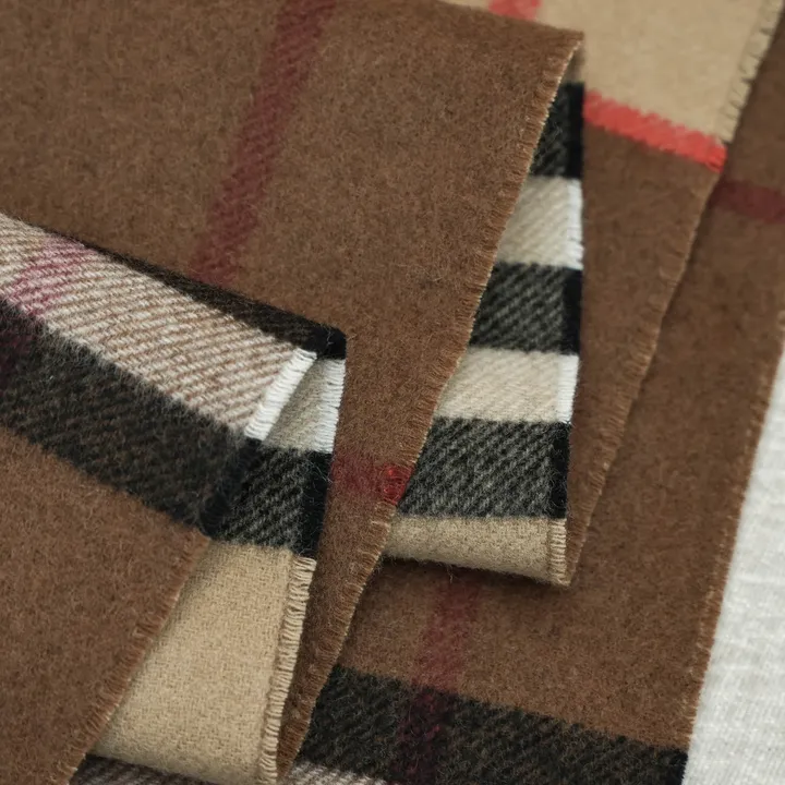 スーパーコピー バーバリー ス マフラー