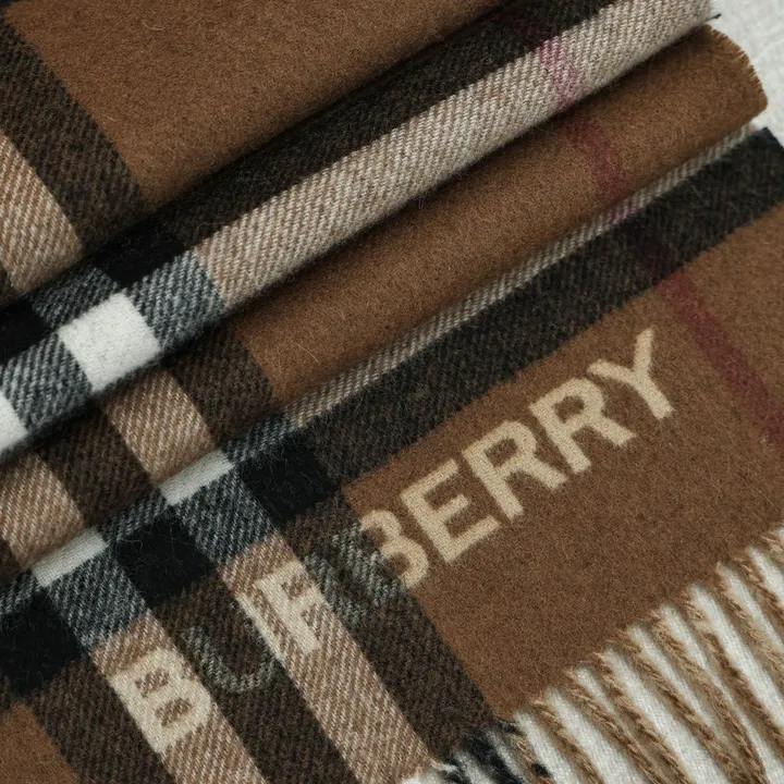 スーパーコピー バーバリー ス マフラー