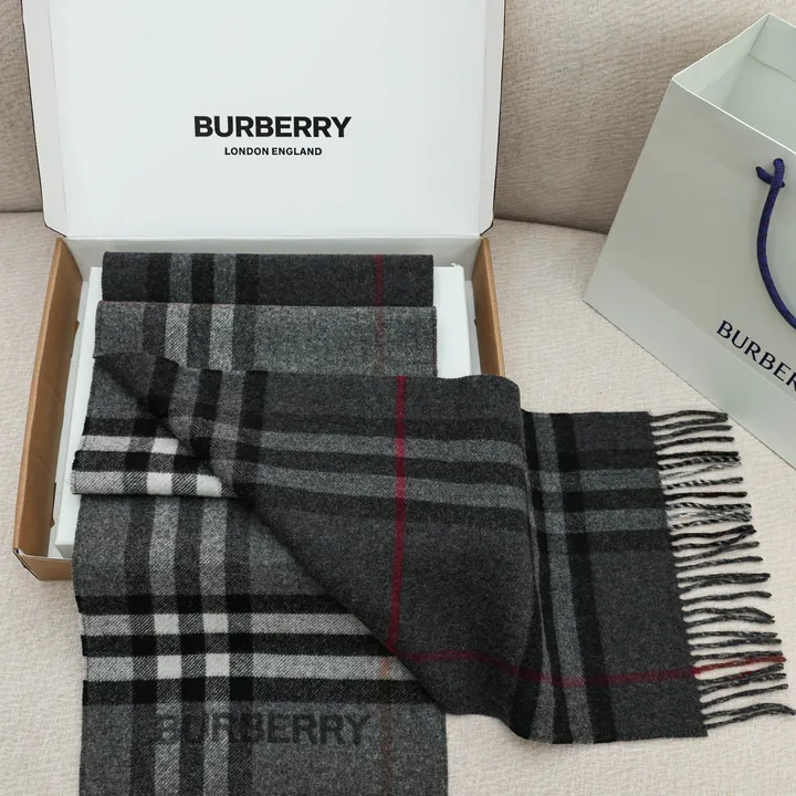 スーパーコピー バーバリー ス マフラー