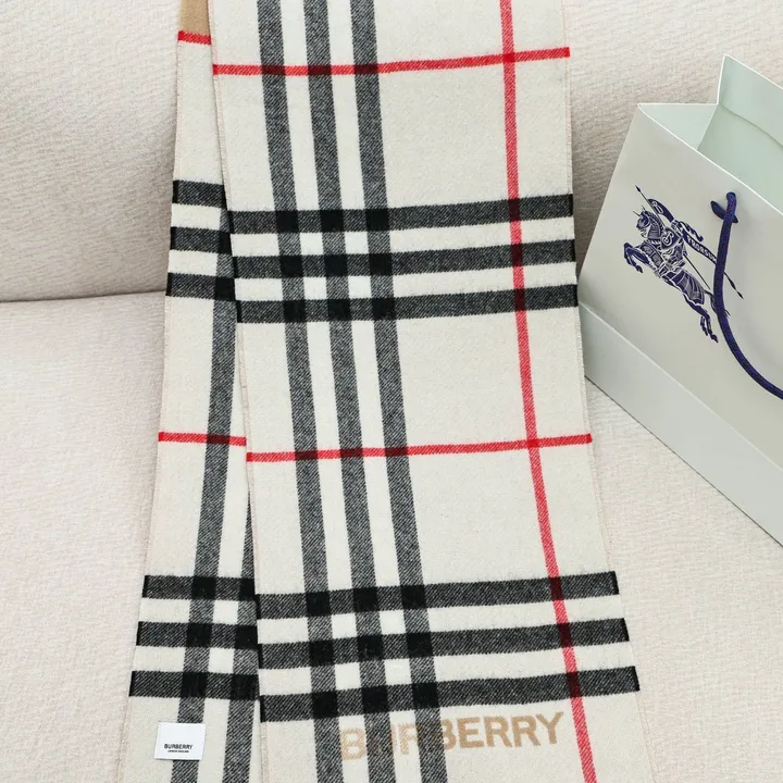 スーパーコピー バーバリー ス マフラー