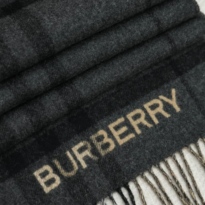 スーパーコピー バーバリー ス マフラー