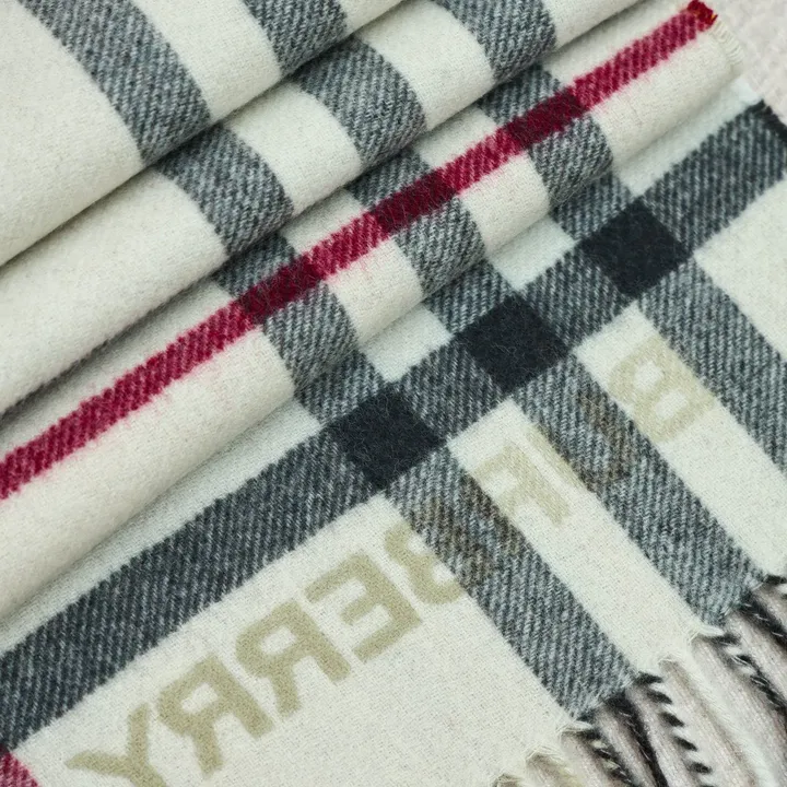 スーパーコピー バーバリー ス マフラー