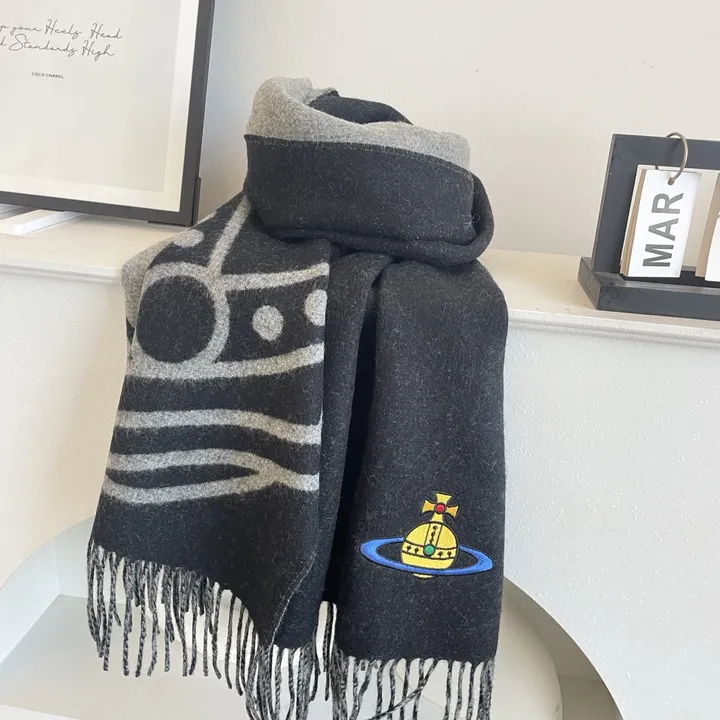 スーパーコピー ヴィヴィアン・ウエストウッド マフラー