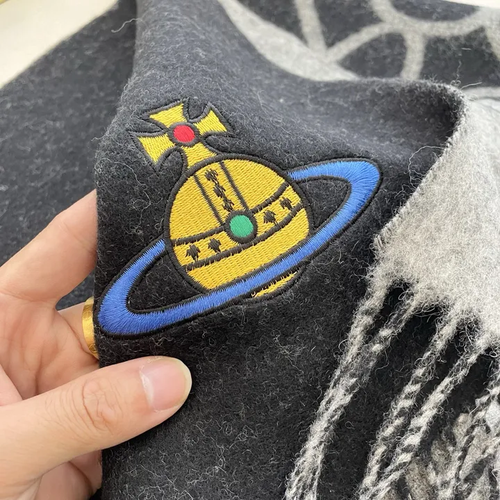 スーパーコピー ヴィヴィアン・ウエストウッド マフラー