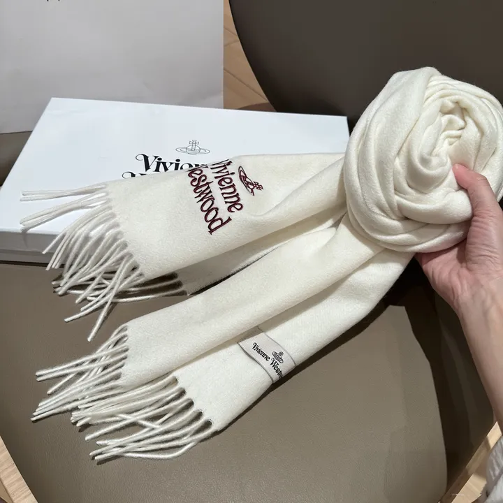 スーパーコピー ヴィヴィアン・ウエストウッド マフラー