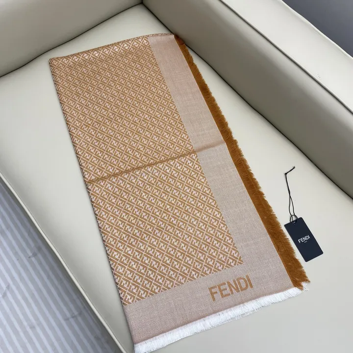 スーパーコピー フェンディ マフラー