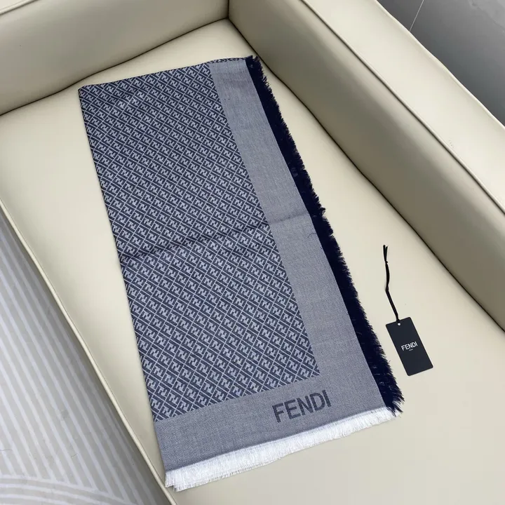 スーパーコピー フェンディ マフラー