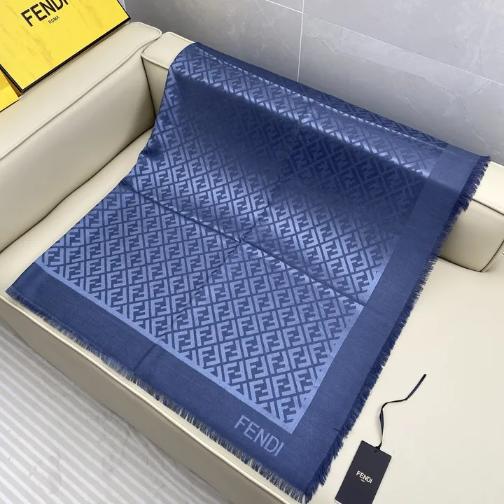 スーパーコピー フェンディ マフラー