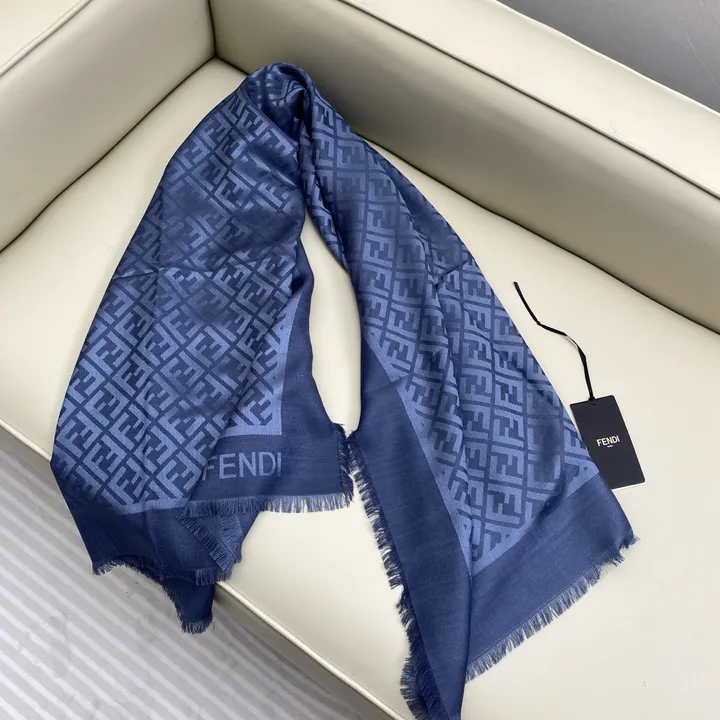 スーパーコピー フェンディ マフラー