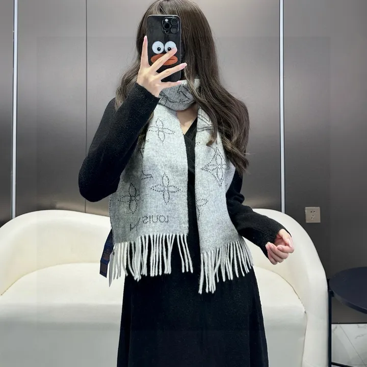 スーパーコピー ルイヴィトン マフラー