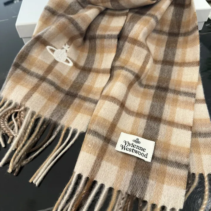 スーパーコピー ヴィヴィアン・ウエストウッド マフラー