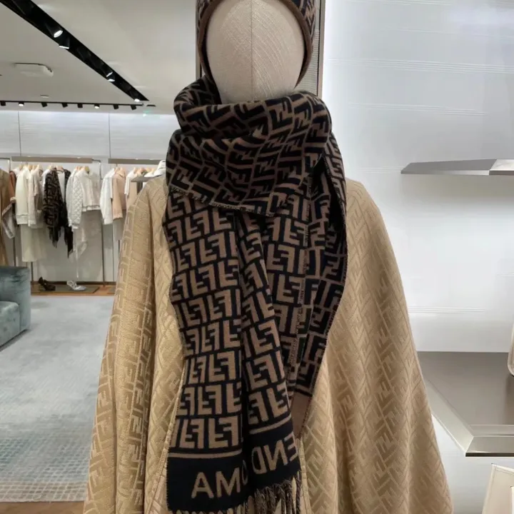 スーパーコピー フェンディ マフラー