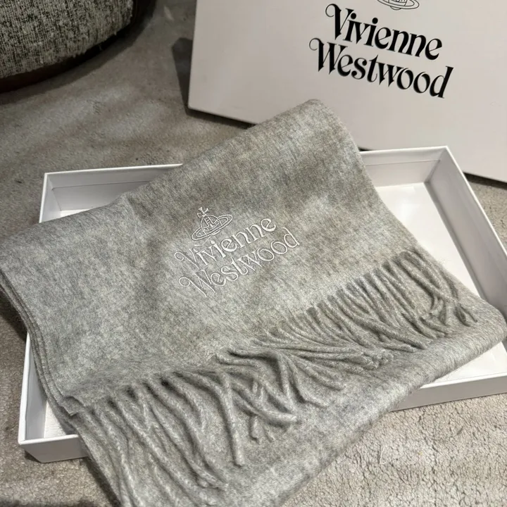 スーパーコピー ヴィヴィアン・ウエストウッド マフラー