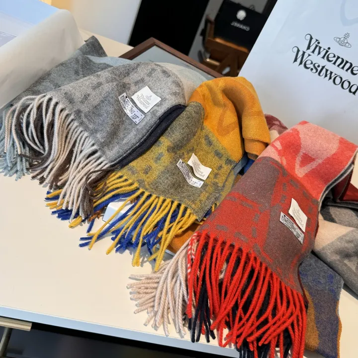 スーパーコピー ヴィヴィアン・ウエストウッド マフラー