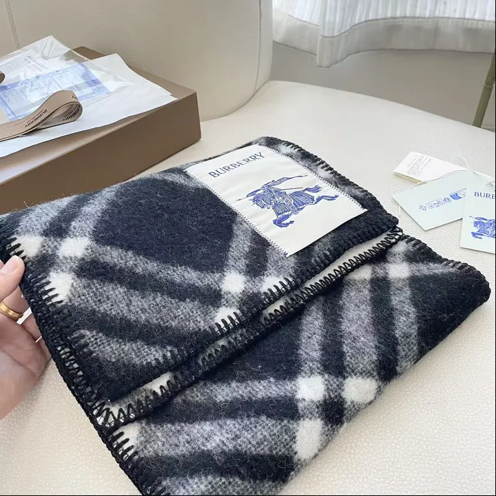 スーパーコピー バーバリー ス マフラー