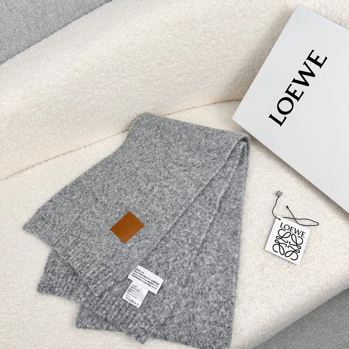 スーパーコピー ロエベ マフラー