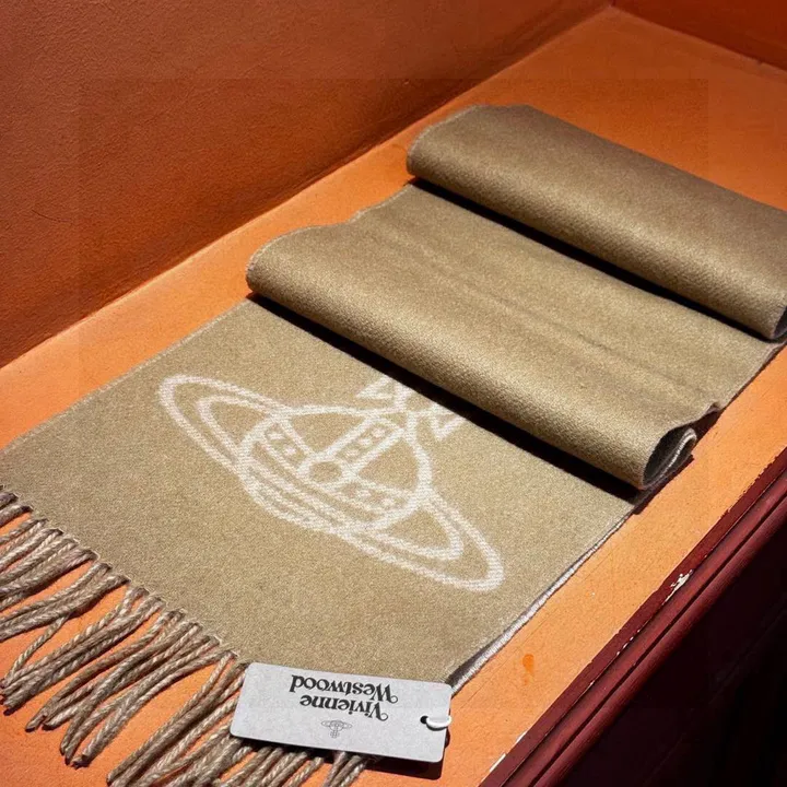 スーパーコピー ヴィヴィアン・ウエストウッド マフラー