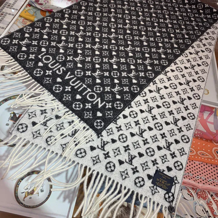 スーパーコピー ルイヴィトン マフラー