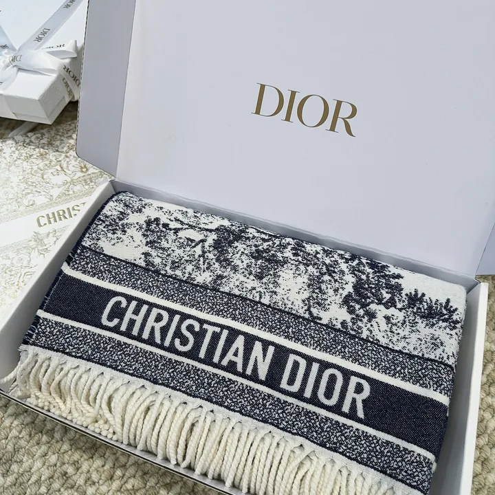 スーパーコピー ディオール マフラー