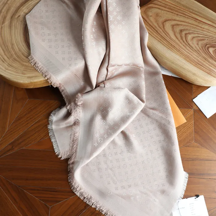 スーパーコピー ルイヴィトン マフラー