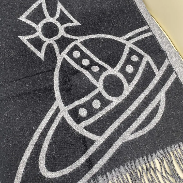 スーパーコピー ヴィヴィアン・ウエストウッド マフラー