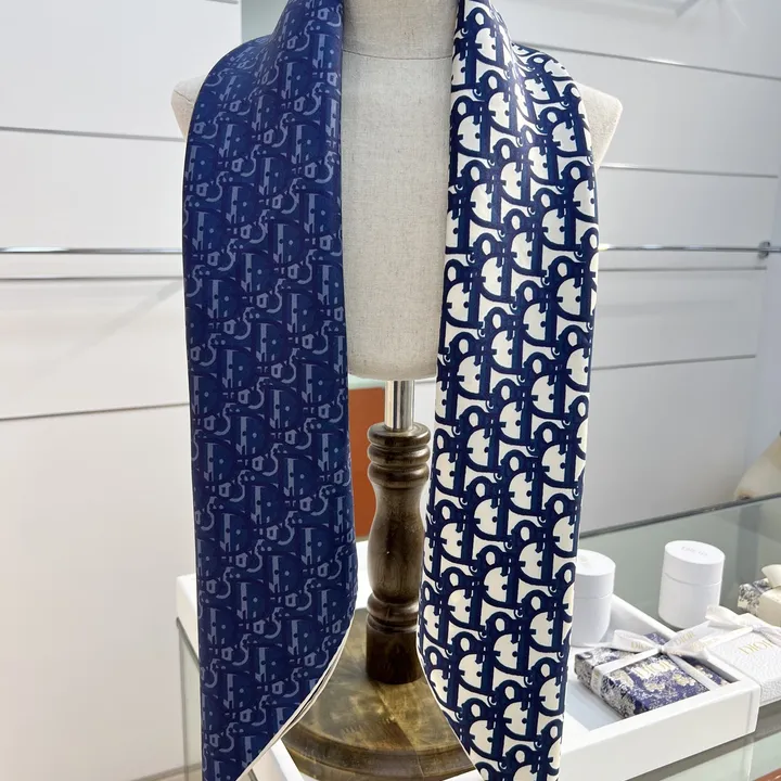 スーパーコピー ディオール マフラー