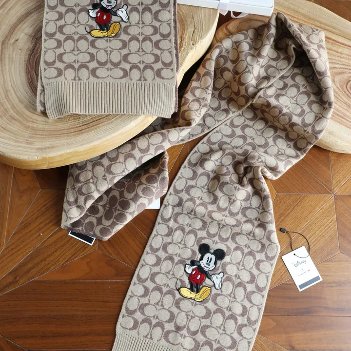 スーパーコピー コーチ マフラー