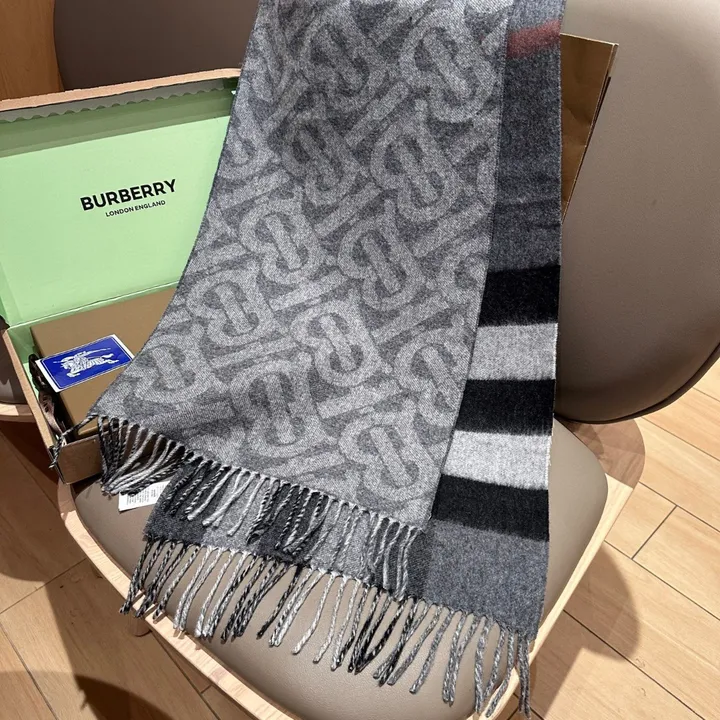 スーパーコピー バーバリー ス マフラー