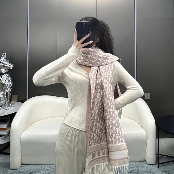 スーパーコピー ディオール マフラー