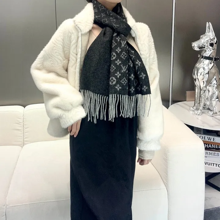 スーパーコピー ルイヴィトン マフラー