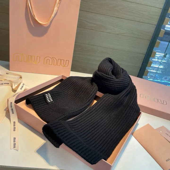 スーパーコピー ミュウミュウ マフラー