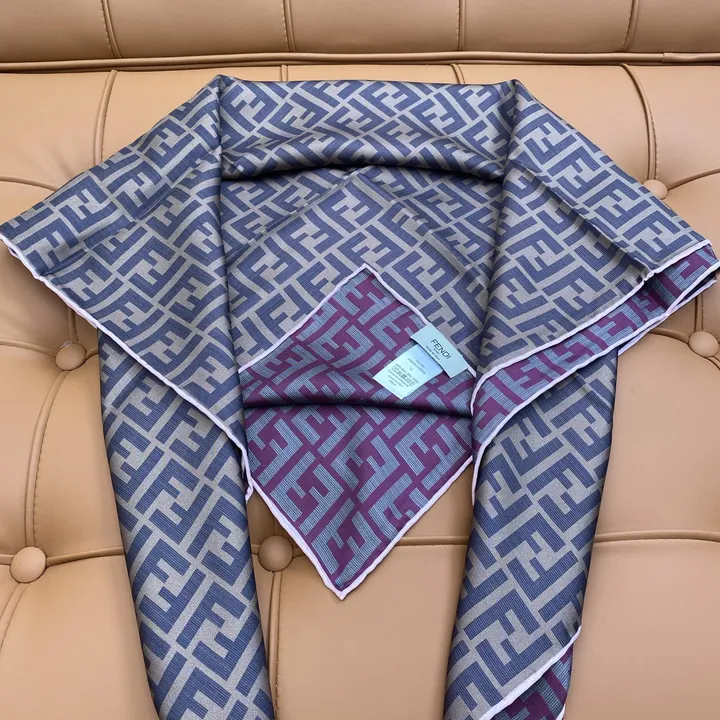 スーパーコピー フェンディ マフラー