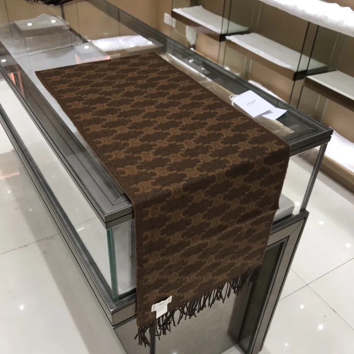 スーパーコピー セリーヌ マフラー