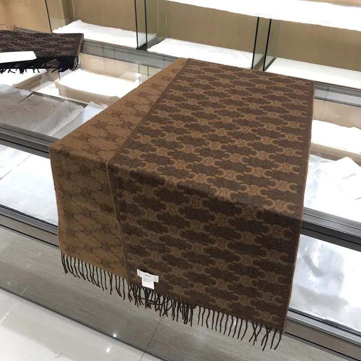 スーパーコピー セリーヌ マフラー