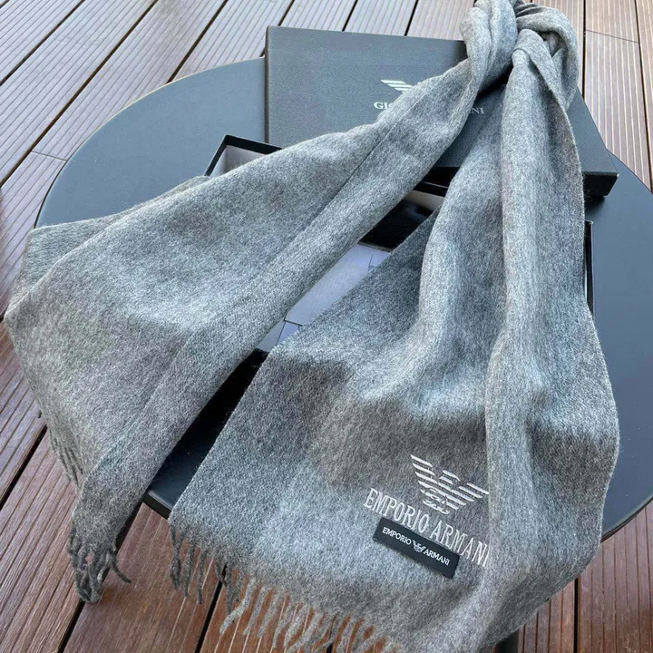 スーパーコピー フェンディ マフラー