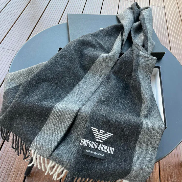 スーパーコピー フェンディ マフラー