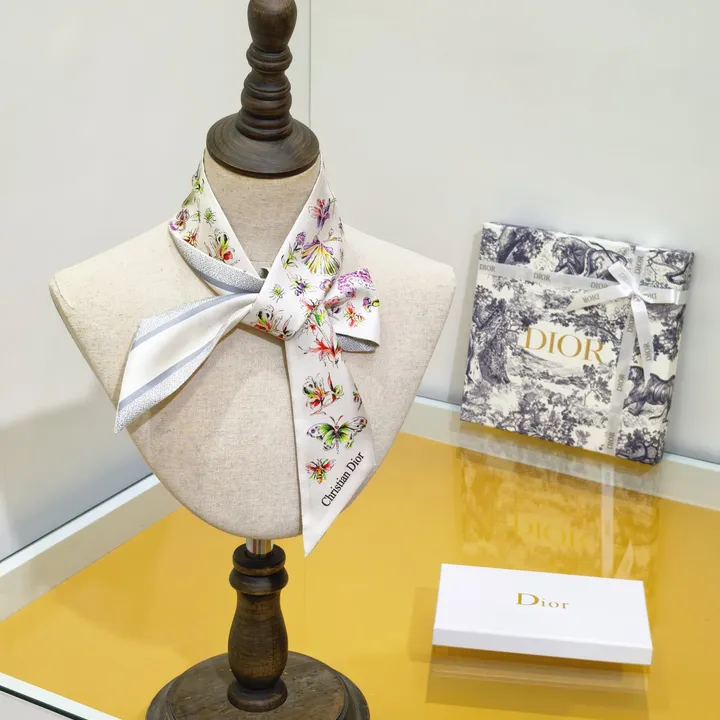 スーパーコピー ディオール マフラー