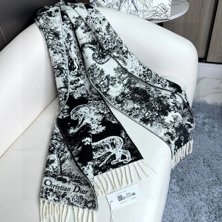 スーパーコピー ディオール マフラー