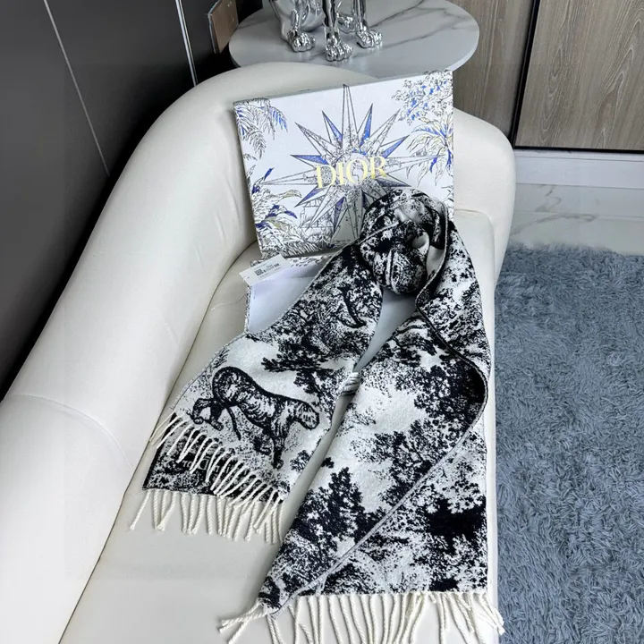 スーパーコピー ディオール マフラー