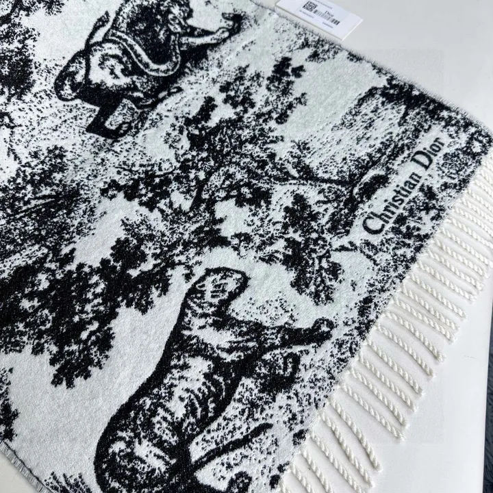 スーパーコピー ディオール マフラー